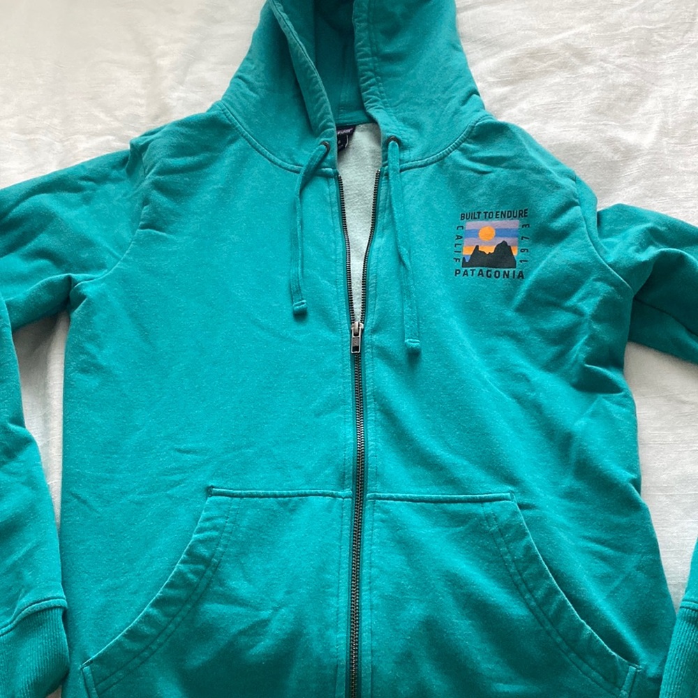 Patagonia zip-up sweatshirt blue/green color